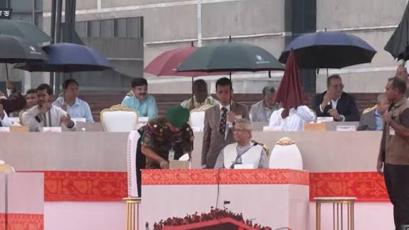 জুলাই সনদ স্বাক্ষর করলেন প্রধান উপদেষ্টা ও রাজনৈতিক নেতারা