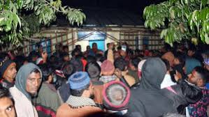 তারাগঞ্জে স্বামী-স্ত্রীর গলা কাটা মরদেহ উদ্ধার