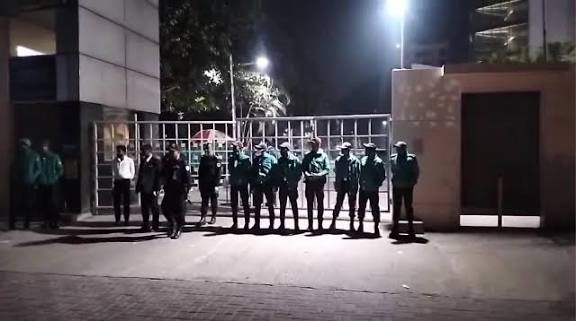 এভারকেয়ারে নিরাপত্তা জোরদার, বসেছে ব্যারিকেড