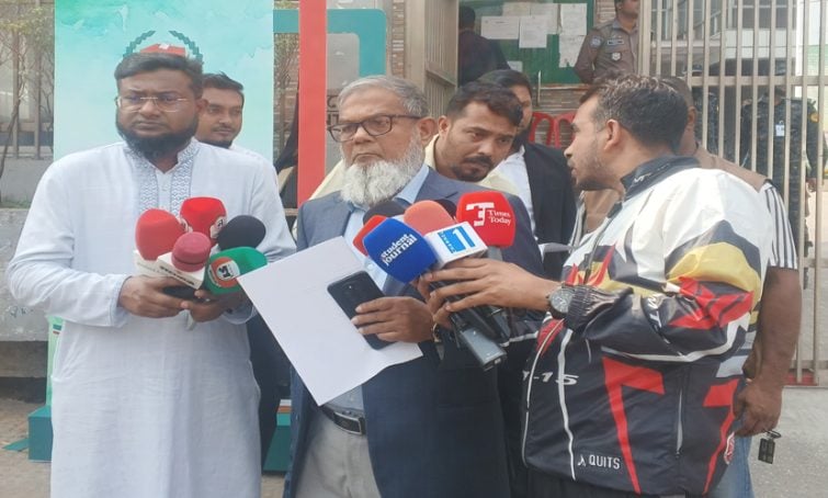 বিএনপি প্রার্থীর সঙ্গে ‘গোপন বৈঠক’, কর্মকর্তার অপসারণ চায় জামায়াত