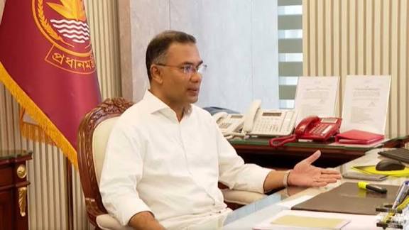 এতো সকালে প্রধানমন্ত্রীকে অফিসে দেখে অনেকেই অভিভূত: প্রধানমন্ত্রীর অতিরিক্ত প্রেস সচিব