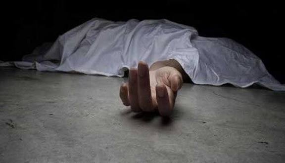 পুত্রবধূকে বেঁধে রেখে শাশুড়িকে হত্যা, প্রবাসীর বাড়িতে লুটের অভিযোগ
