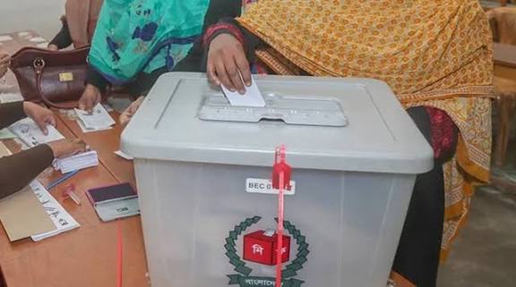 রাত পোহালেই সংসদ নির্বাচন ও গণভোট, অপেক্ষায় পুরো দেশ