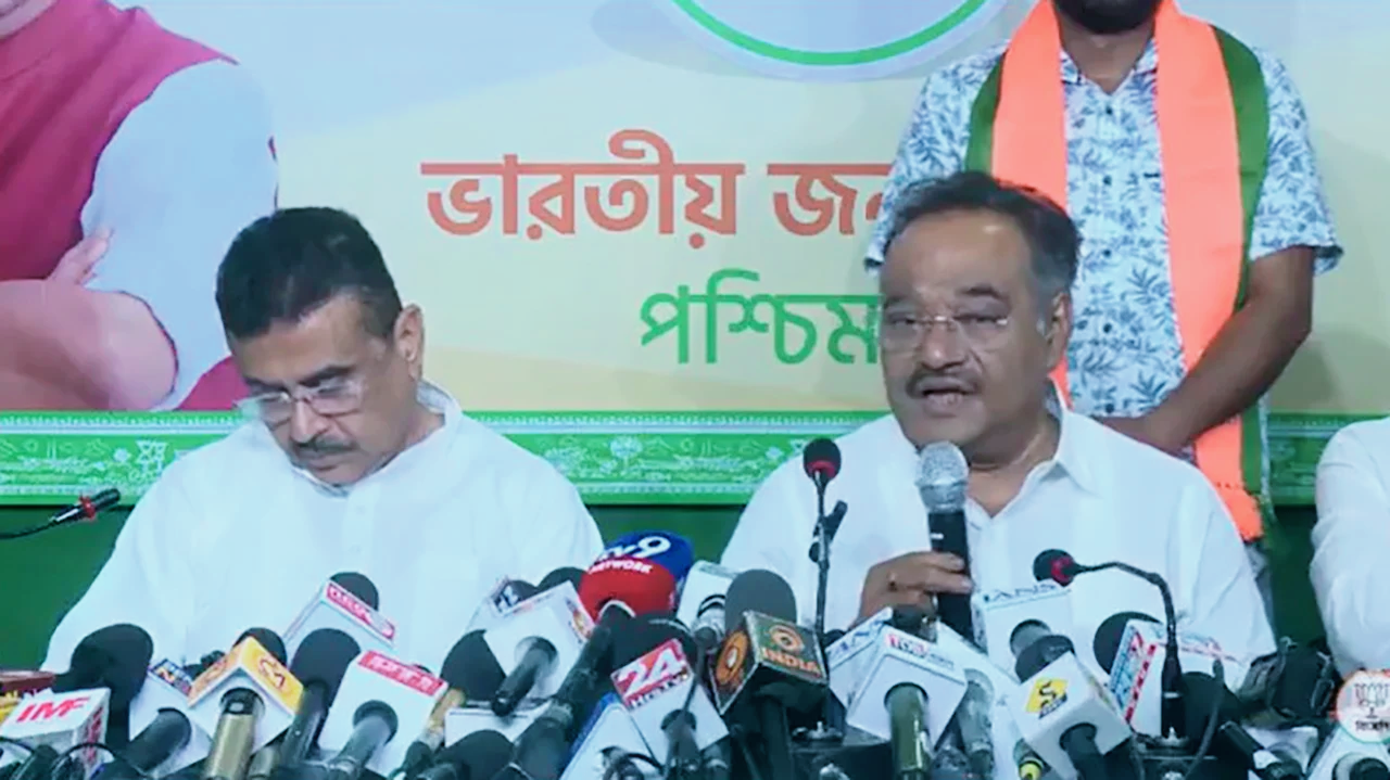 যশোর ও খুলনা দখলে বাংলাদেশি হিন্দুদের সাহায্য চান বিজেপি নেতা