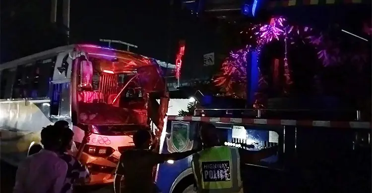 কালিহাতীতে বাস নিয়ন্ত্রণ হারিয়ে সুপারভাইজারসহ নিহত দুই