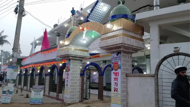 মসজিদে শিরনি বিতরণ নিয়ে সংঘর্ষ, প্রতিবন্ধী যুবককে পিটিয়ে আহত