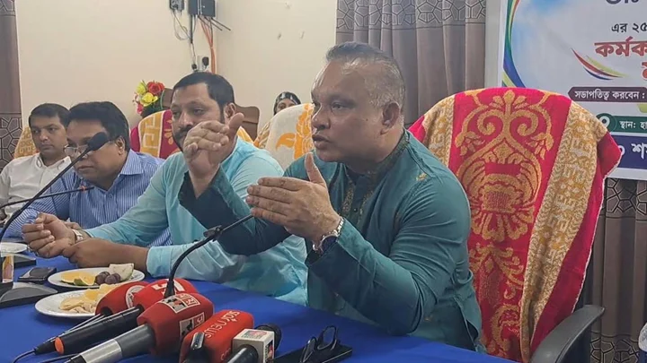চলতি বছর ৪৫ হাজার স্বাস্থ্যকর্মী নিয়োগ দেবে সরকার